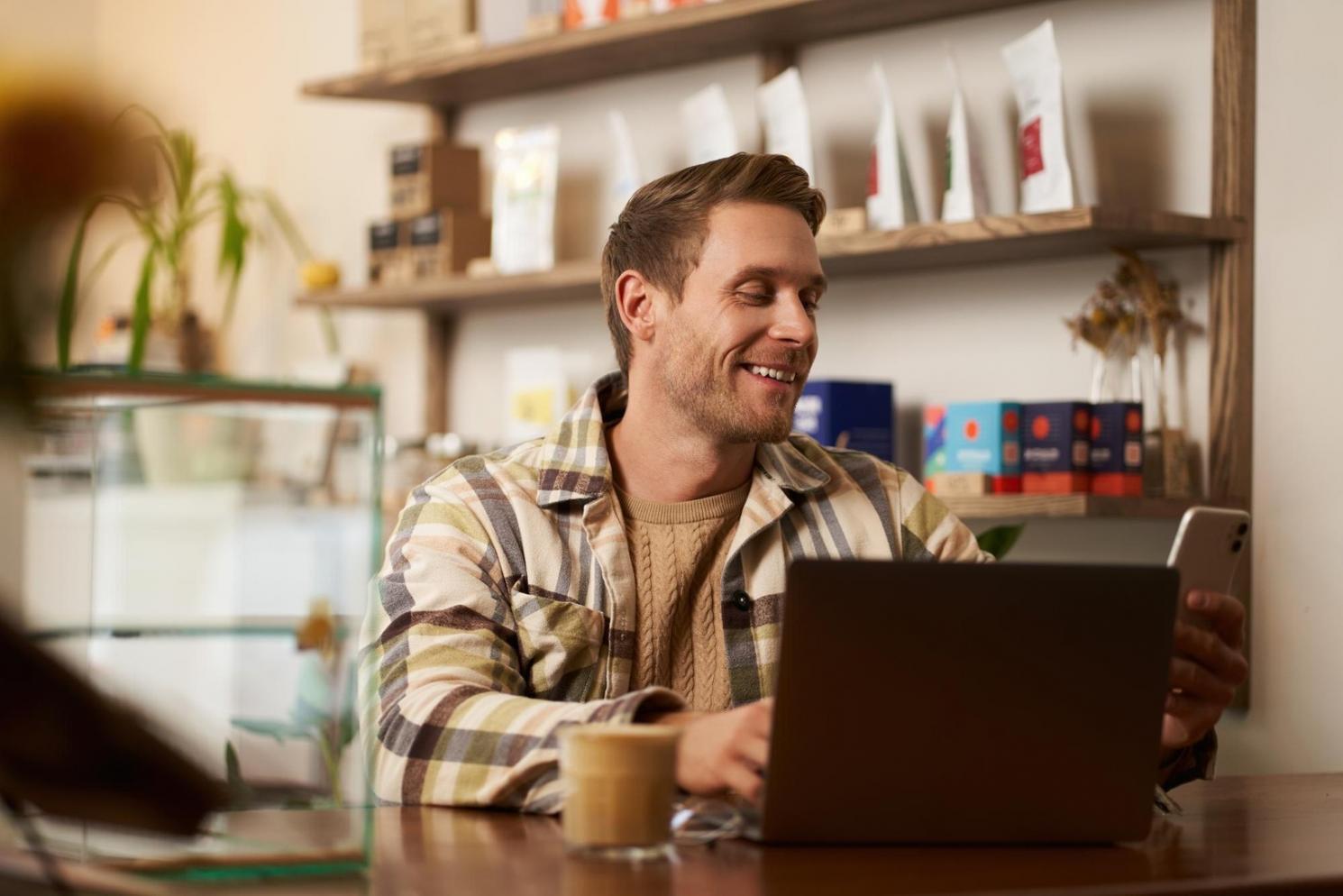 Interfaz de herramientas financieras digitales para trabajo remoto